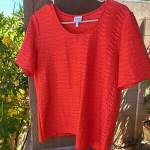 TOP with short sleeves